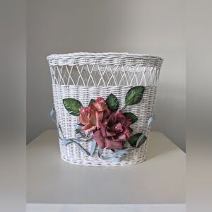 White Woven Wicker Waste Basket | Vintage